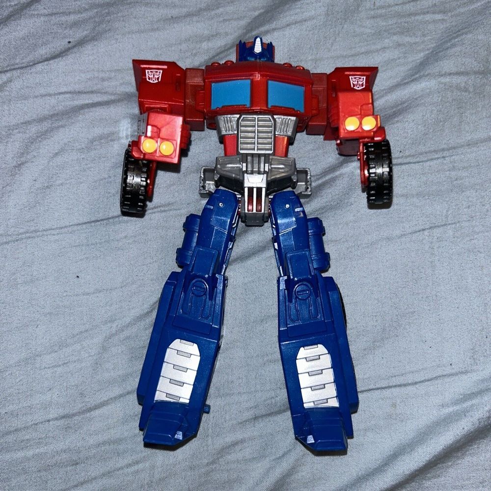 Transformers Generations - Cyber‎ Series - Battalion Class Optimus Prime - 6" B1